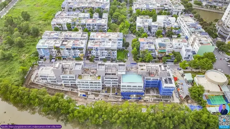 Panomax River Villa - Hình ảnh 3 Thiết kế thang máy riêng tận cửa từng căn hộ Panomax River Villa