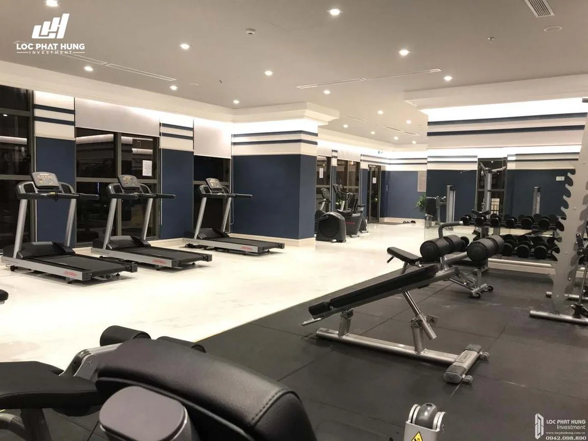 Khu phức hợp cao cấp Saigon Royal Residence Bến Vân Đồn Quận 4 - Hình ảnh thực tế số 12 phối cảnh kiến trúc tiện ích hồ bơi mặt bằng căn hộ
